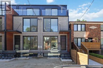 43A Cummings St in Toronto, ON - Building Photo - Building Photo