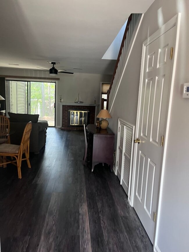 property at 1503 Sherbrooke Cir