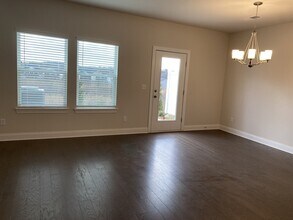 365 Coleman Ct in Columbia, TN - Building Photo - Building Photo