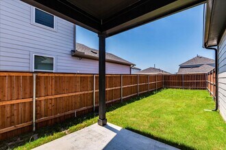 108 Makinaw Rd in Hutto, TX - Building Photo - Building Photo