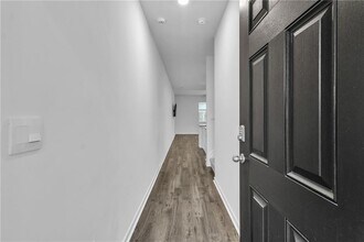 1560 Gray Br Ct in Lawrenceville, GA - Building Photo - Building Photo