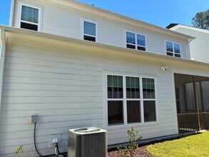 Room in House on Kings Lake Wy in Durham, NC - Building Photo - Building Photo