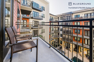 3201 Esperanza Crossing in Austin, TX - Building Photo - Building Photo