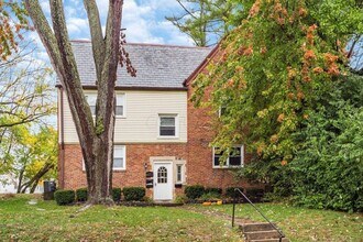 110 W Tulane Rd in Columbus, OH - Building Photo - Building Photo