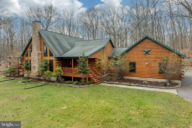 property at 1212 Acacia Dr