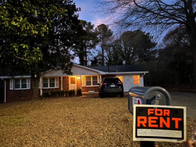 186 Zelma St SW in Marietta, GA - Building Photo - Building Photo