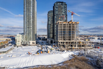 CG Towers in Vaughan, ON - Building Photo - Building Photo