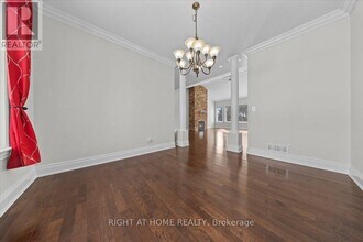 6833 Suncrest Dr in Ottawa, ON - Building Photo - Building Photo