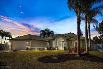 2014 NW 25th Pl in Cape Coral, FL - Building Photo - Building Photo