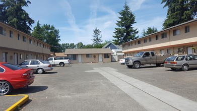 The Shamrock in Centralia, WA - Building Photo - Building Photo