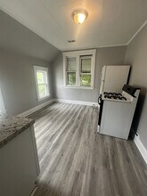 3295 W 54th St in Cleveland, OH - Building Photo - Building Photo