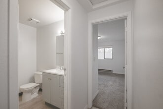 Yakima M.F. LLC in Yakima, WA - Building Photo - Building Photo
