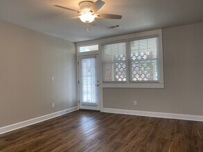 109 Adams St-Unit -B in Greenville, AL - Foto de edificio - Building Photo