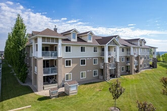 Chaparral Pointe in Calgary, AB - Building Photo - Building Photo