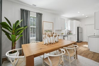 Hamlet Huntersville in Huntersville, NC - Building Photo - Building Photo