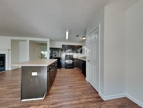 124 Trayesan Dr in Holly Springs, NC - Building Photo - Building Photo