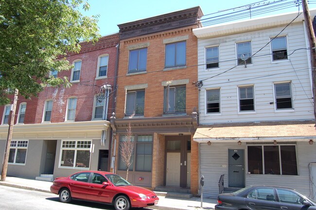 209 W 7th St in Wilmington, DE - Foto de edificio - Building Photo