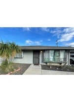 179 E Manzanita Ln in Tracy, CA - Building Photo