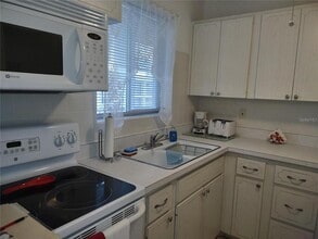 2038 Canal Dr in Bradenton, FL - Building Photo - Building Photo