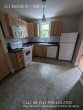 313 Bridge St, Unit Unit #2 in Manchester, NH - Building Photo - Building Photo