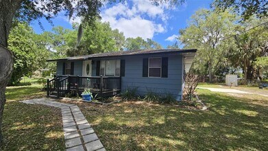 36850 Haynes Rd in Fruitland Park, FL - Building Photo - Building Photo