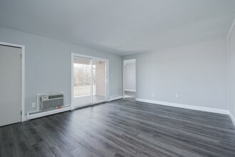 Hammonton Gardens in Hammonton, NJ - Building Photo - Interior Photo