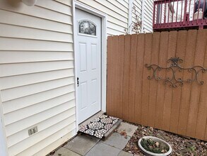 326 Riverside Ave in Charlottesville, VA - Building Photo - Building Photo