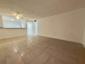 15221 NE 6th Ave in Miami, FL - Building Photo - Building Photo