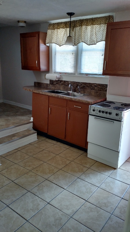 346 Day Ave SW in Roanoke, VA - Building Photo - Building Photo