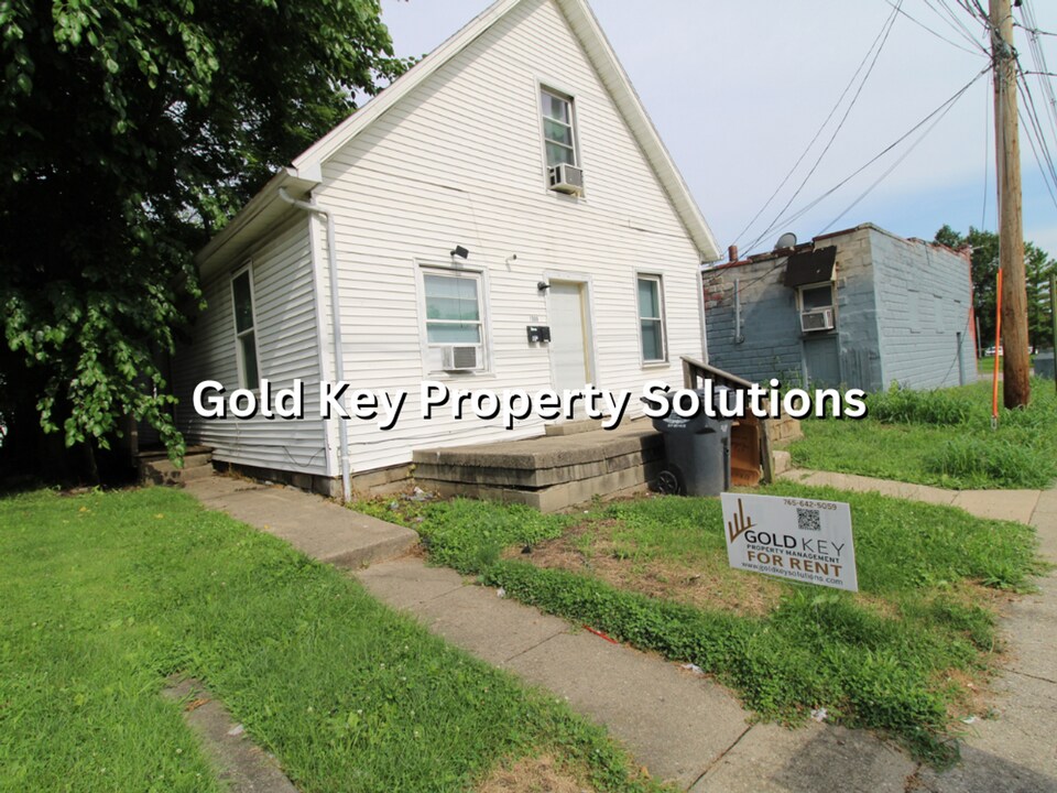 1309 Pearl St in Anderson, IN - Building Photo