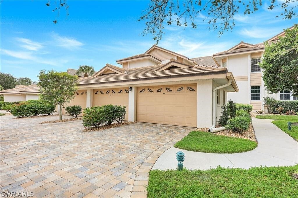 3321 Glen Cairn Ct in Bonita Springs, FL - Building Photo