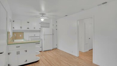 16120 Alum Rock Ave in San Jose, CA - Building Photo - Building Photo