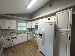 3000 E 20th St in Sanford, FL - Building Photo - Building Photo