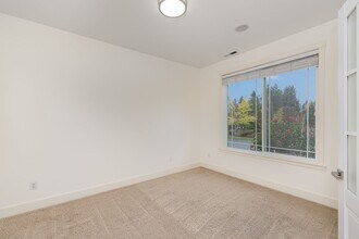 21915 39th Dr SE in Bothell, WA - Building Photo - Building Photo
