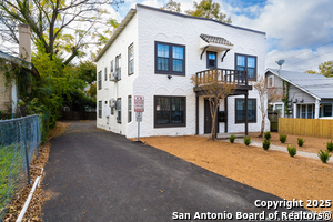 614 Fulton Ave in San Antonio, TX - Foto de edificio - Building Photo