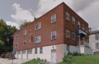 2921 Marshall Ave Apartamentos