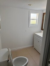 354 Oleander Dr in Tavernier, FL - Foto de edificio - Building Photo