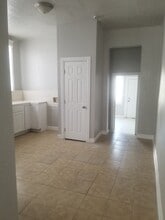 1307 E Nevada Ave, Unit B in El Paso, TX - Building Photo - Building Photo