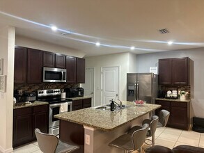 5916 Briar Rose Wy in Sarasota, FL - Building Photo - Building Photo