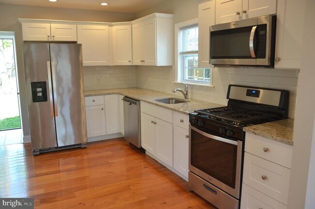 property at 713 Miller St
