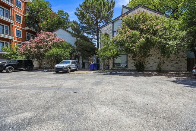 property at 2815 Rio Grande St