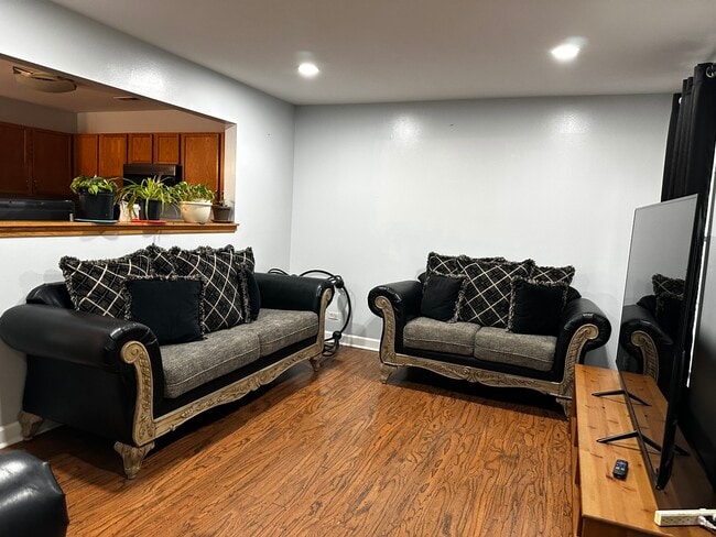 property at 811 Symphony Dr