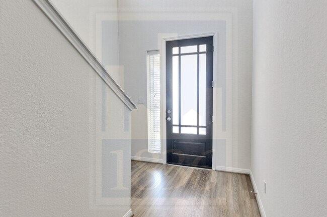 100 Fluttermill Loop in Liberty Hill, TX - Building Photo - Building Photo