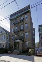 209 Winfield Ave Apartments