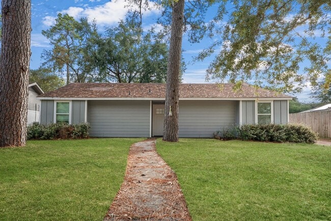 23118 Whispering Willow Dr in Spring, TX - Building Photo - Building Photo