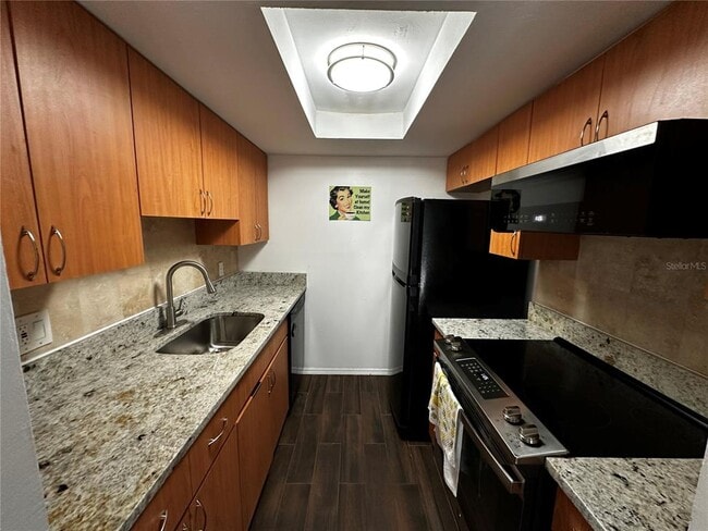 4611 W North B St in Tampa, FL - Building Photo - Building Photo