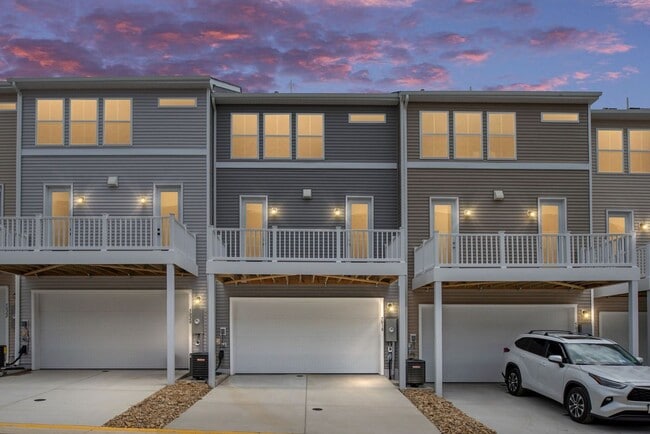 5018 Bigleaf Rd in Fredericksburg, VA - Building Photo - Building Photo