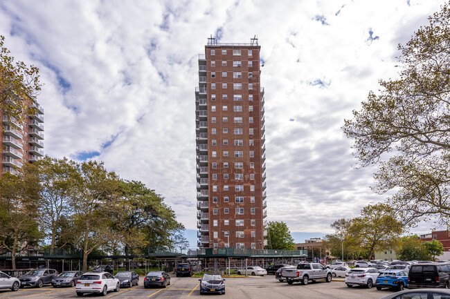 Harway Terrace in Brooklyn, NY - Foto de edificio - Building Photo