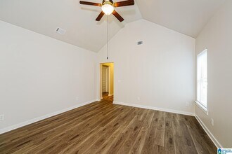 576 Kincaid Cove Ln in Odenville, AL - Building Photo - Building Photo