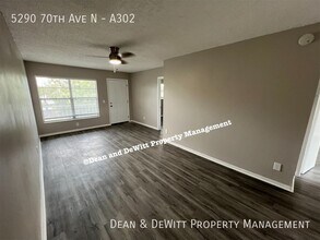 White Lake Apartments in Pinellas Park, FL - Foto de edificio - Building Photo